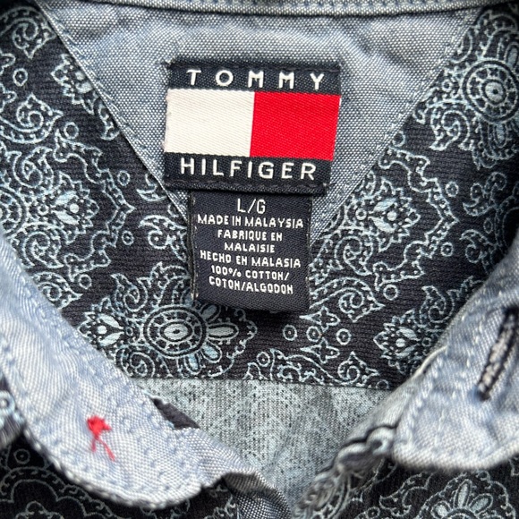 Tommy Hilfiger Mens Short Sleeve Button Down Shirt. Size Large - Picture 4 of 6